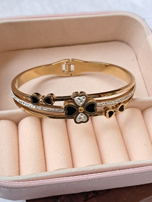 Dual Color Flower Antitarnish   Cuff Bracelet