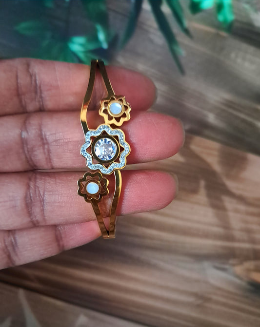 Luxe Dimond Pearl Twist Anti-Tarnish Cuff Bracelet