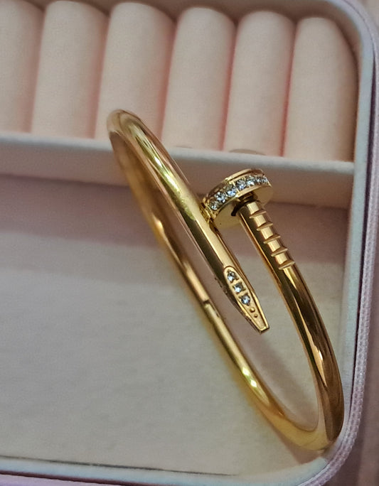 Nail Dimond Anti-Tarnish Cuff Bracelet